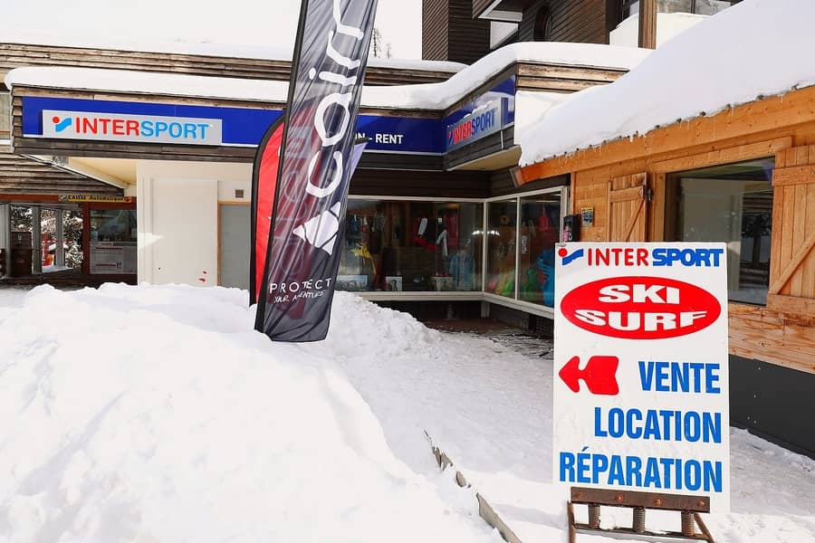 Ski rental Vars Intersport